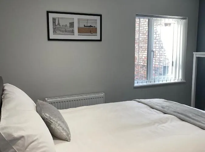 Brownlows Inn Rooms Formerly Riley\'S Rooms