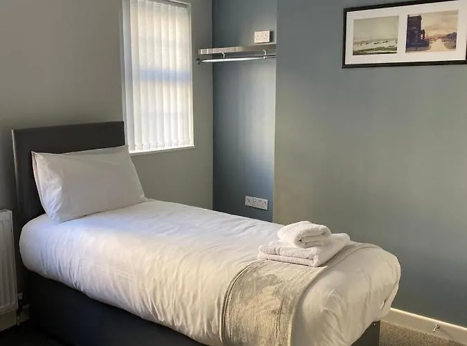 Brownlows Inn Rooms Formerly Riley\'S Rooms